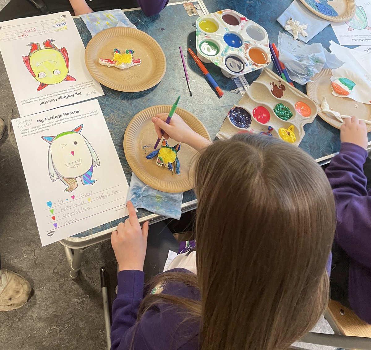 The children at <a href="/StMonicaMilton/">🌈StMonicasMilton🌈</a> painted their clay models last week 🎨🖌️

Through the use of colour, we discussed mixed emotions + how this can look in our own lives - an important topic to explore off the back of Children’s Mental Health Week ✨#PEEKPlay

@PEEK_project_