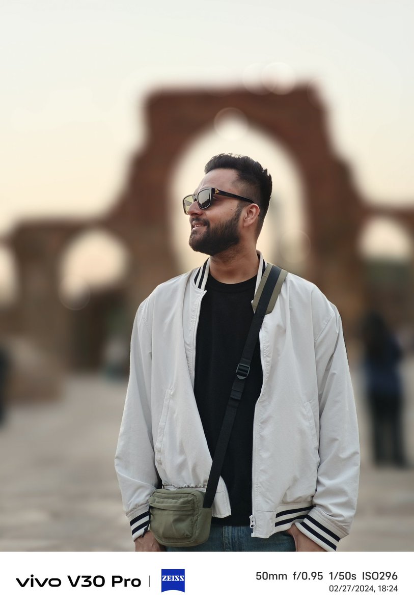 stufflistings's tweet photo. The vivo V30 Pro ZEISS Sonnar mode.
#vivo #vivoV30Pro #VivoV30Series #PROtraits https://t.co/ibCYRZNLVw
