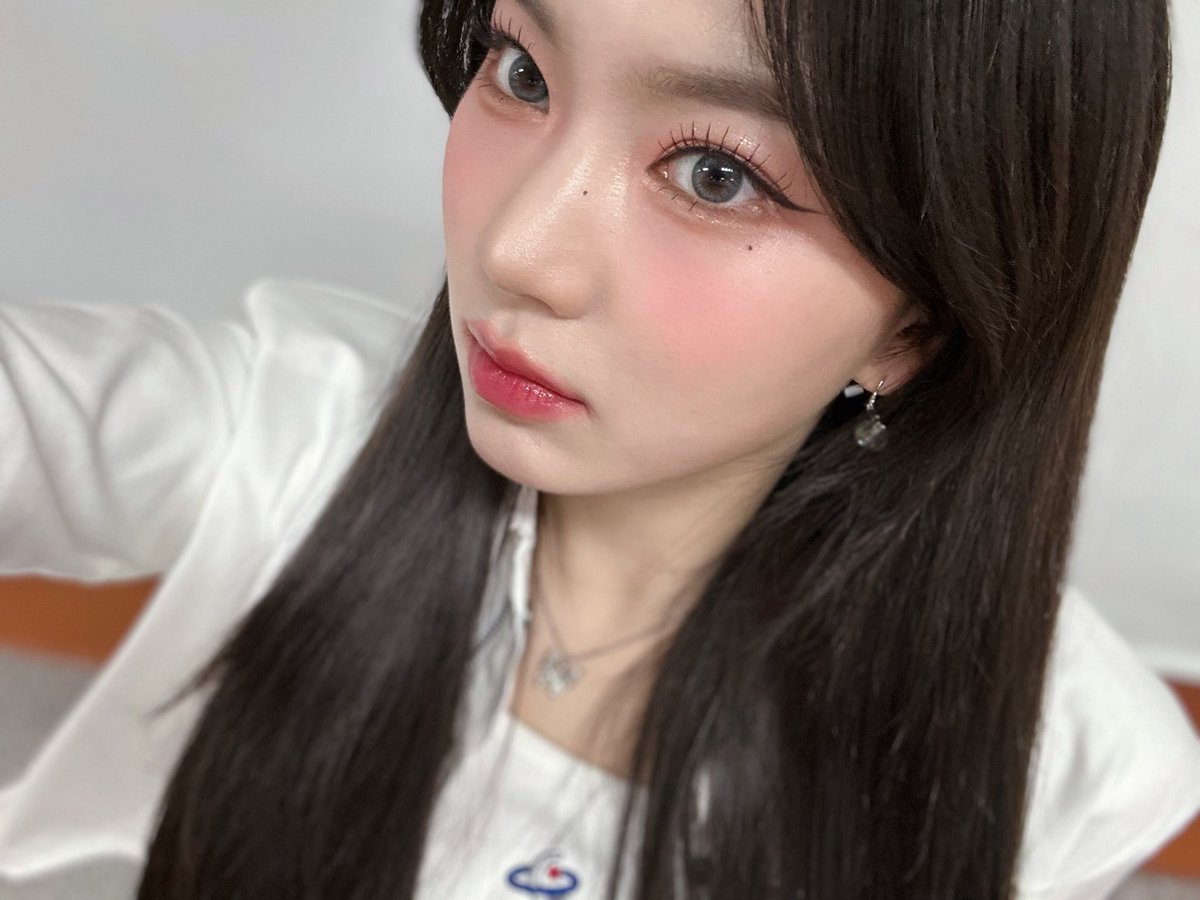 Vaeults's tweet photo. Cantik banget. https://t.co/wcINGwScos
