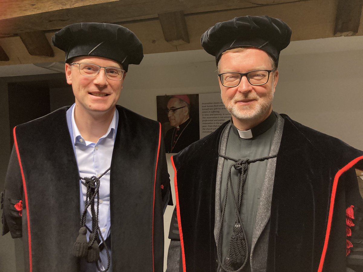 Corrector today at the #PhD defence of Henry Brang Mai Lazing about #transparency in the digital age & #catholic #clergy sex abuse in Myanmar, together with @hans_zollner @KULTheology 
#CommittedToSafeguarding