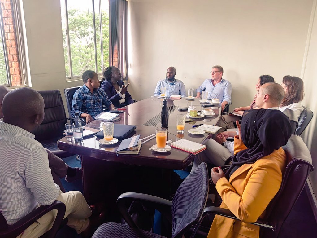 HBS team from @BoellStiftung, @boell_tunis had a collaborative session with @CEJADKenya, @SIDEastAfrica, & @naturaljustice sharing experiences, identifying synergies, & addressing challenges in our collective efforts on #plasticpollution, chemical waste, & community rights. 🌍🤝