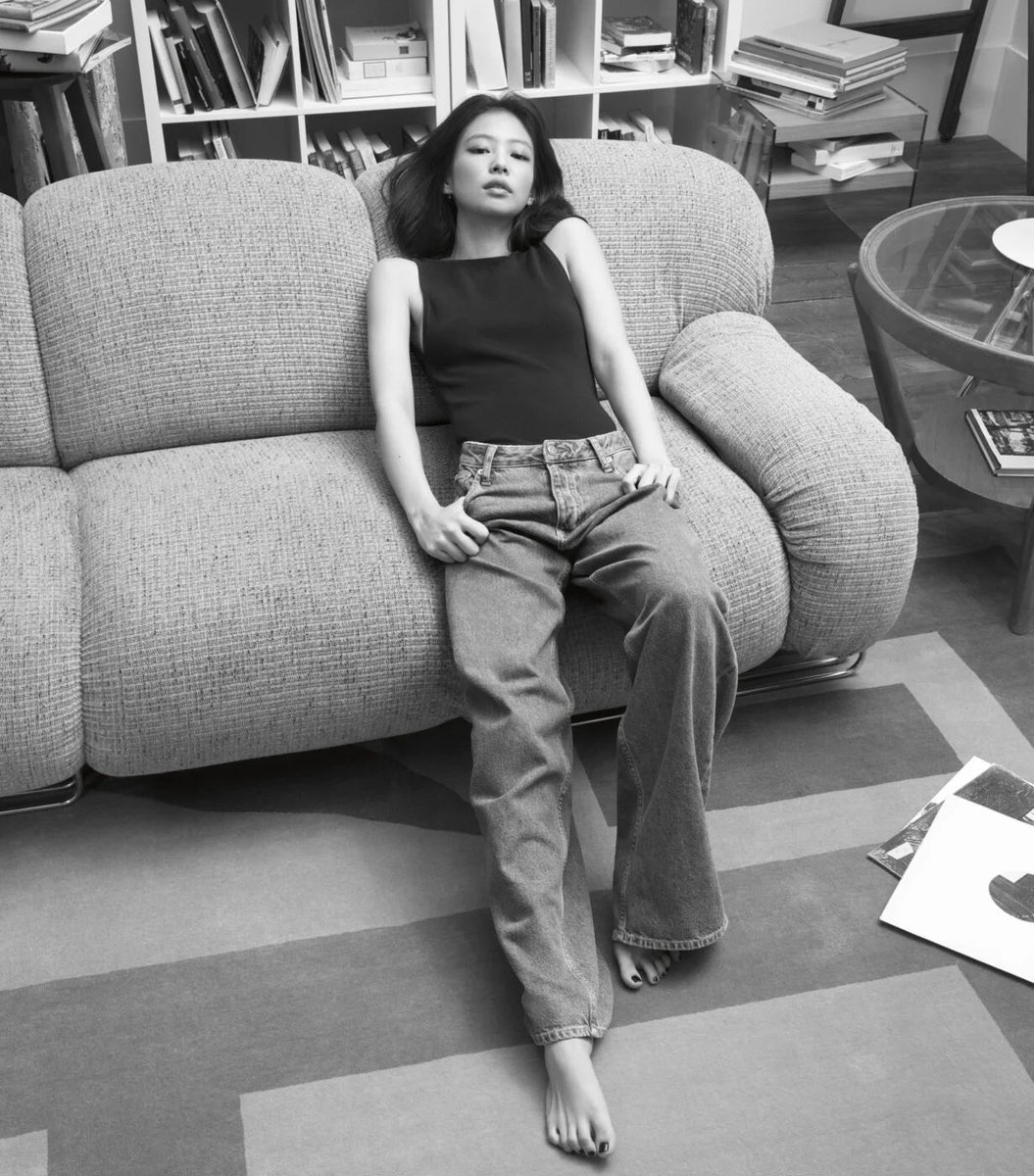 JennieDCGallery's tweet photo. 240227 W Korea | #JENNIE for @CalvinKlein SS24 Campaign shot by Mert Alas (1)

🔗https://t.co/a6QSHmFsRJ

JENNIE FOR CALVIN KLEIN
#JENNIExCalvinKleinSS24 https://t.co/9aiYrzCMwt