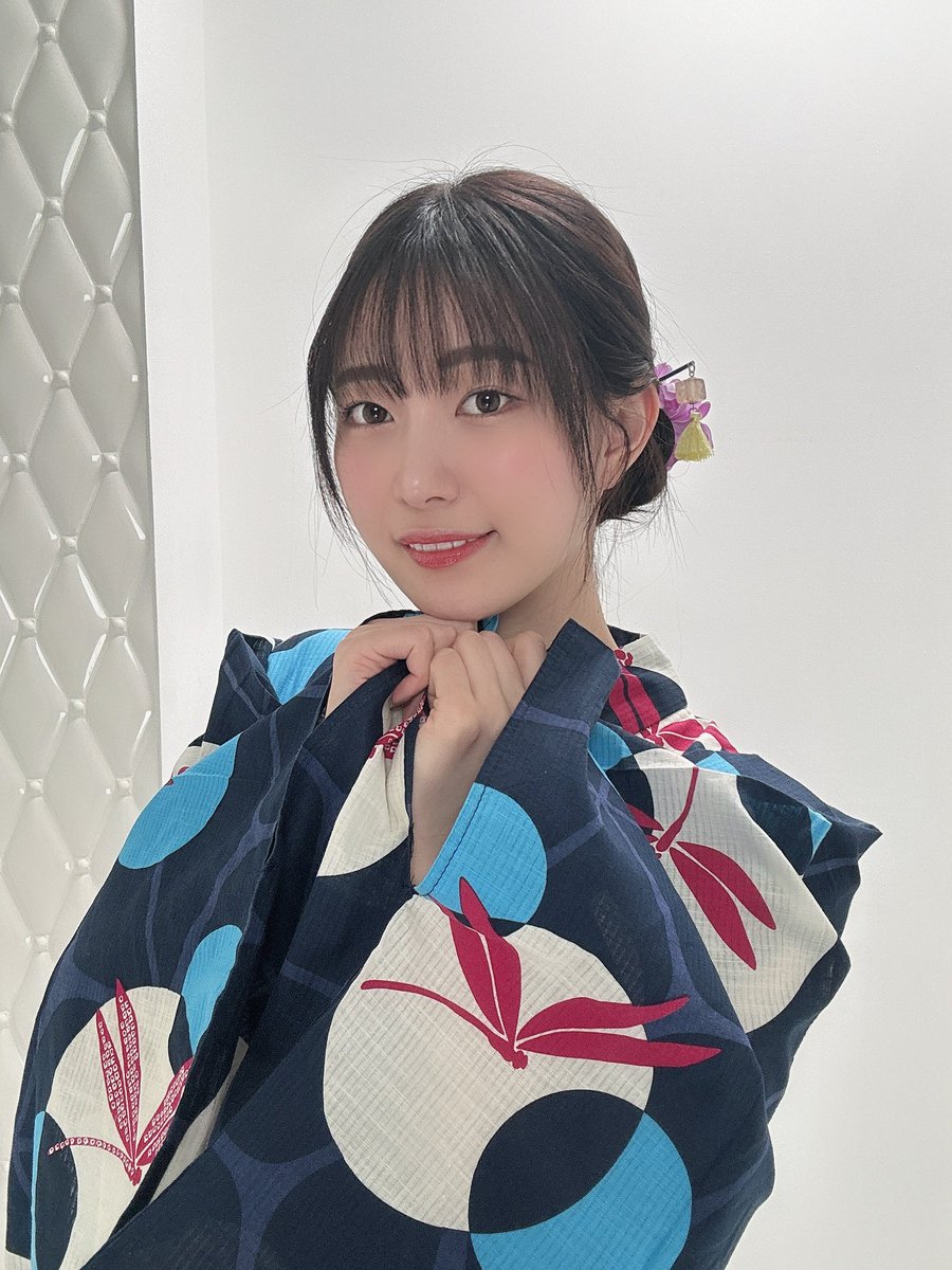 ８月発売のジューシーハニーの
トレカ撮影してきたよ🌻

一足先に今年初の浴衣👘🫶 https://t.co/jC8ghX3S2Y