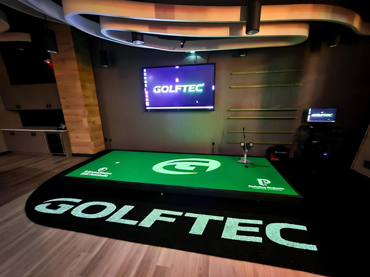 SAM_Sports's tweet image. ⛳🤩 Great new #samputtstudio installations @GOLFTEC #manhattan, Golf Club St. Leon-Rot, and @IllinoisStateU @ISURedbirdGolf @ISUwGolf, equipped with the latest SAM technology, including #samprojection, ball tracking, and #samputtlab in combination with @PuttingPlatform