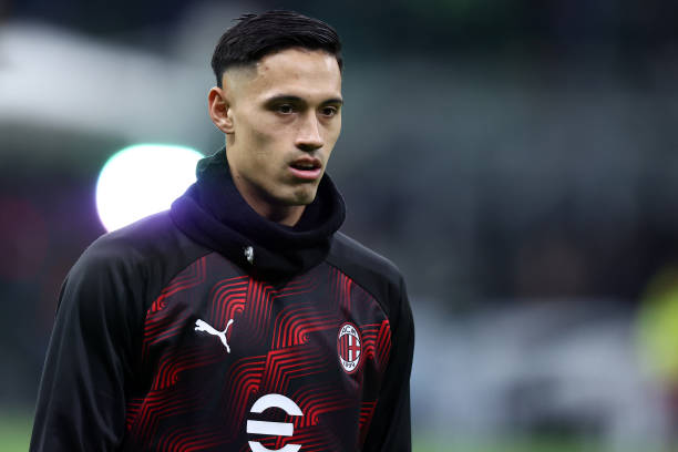 Milan Posts tweet media