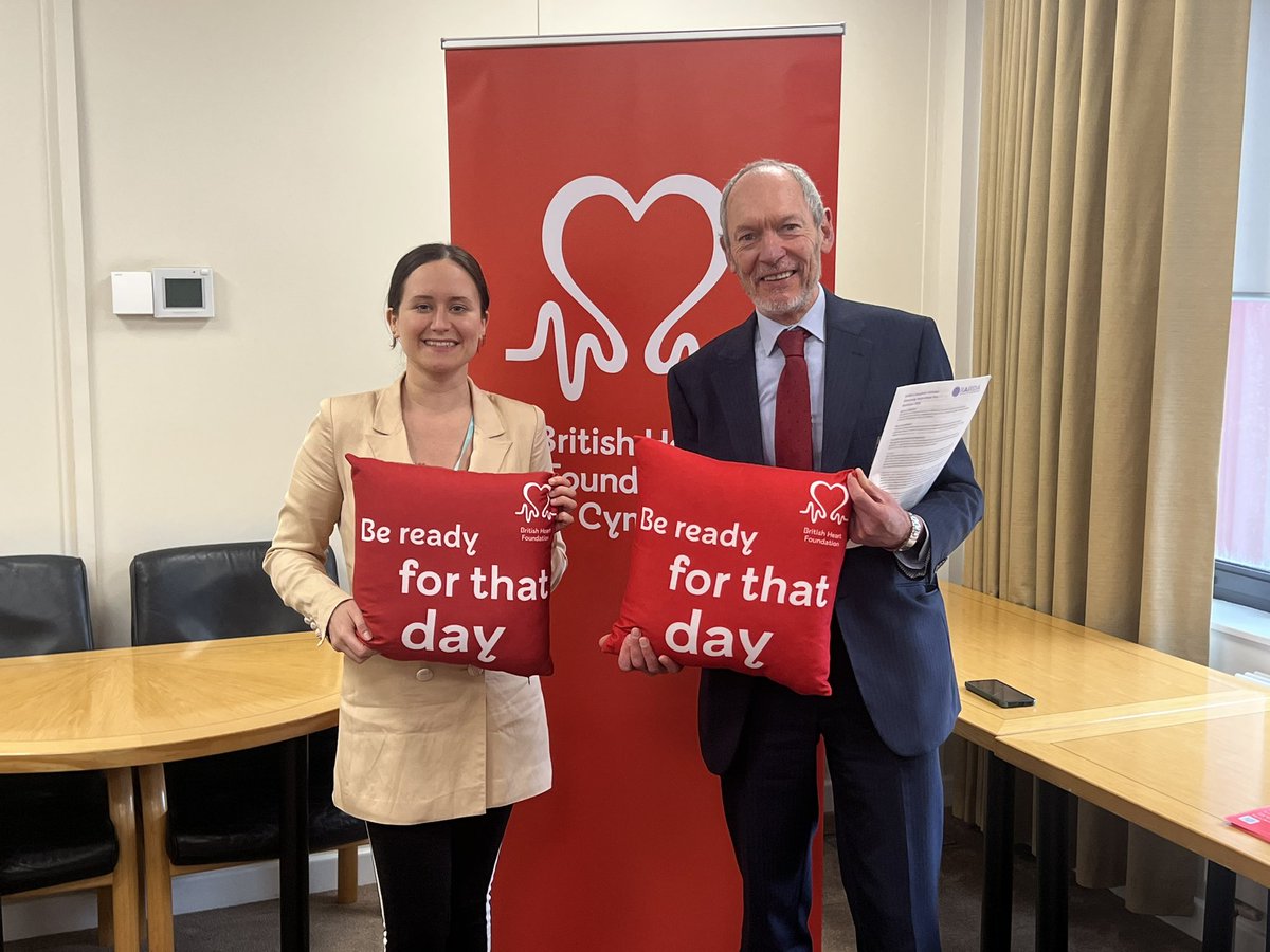 Diolch <a href="/JGriffithsLab/">John Griffiths MS</a> for coming along to hear about the work of <a href="/BHFCymru/">BHF Cymru</a> in promoting the teaching of lifesaving skills.
