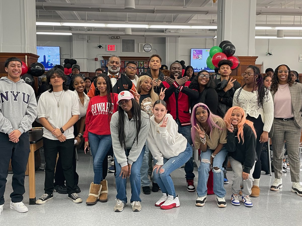 johnjaylaw's tweet photo. Celebrating Black History Month with a College Panel Discussion. This student led panel discussion addressed HBCUs, Sororities &amp; Fraternities and College Life. #johnjaylaw #johnjaystrong https://t.co/HQ2L4fYGGi