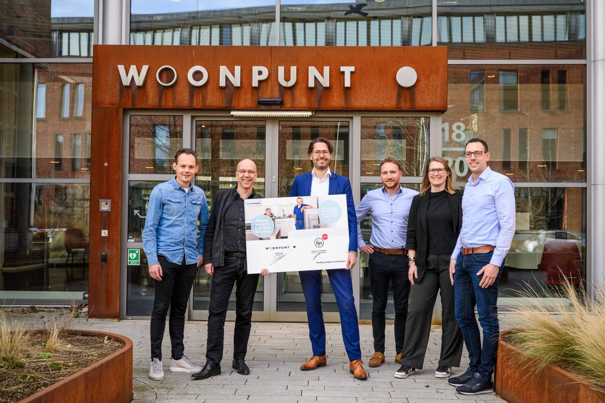 Corporatiebouw (@corporatiebouw) on Twitter photo <a href="/Woonpunt/">Woonpunt</a> en <a href="/fijnwonen/">Fijn Wonen</a> ondertekenden vorige week een samenwerkingsovereenkomst voor het realiseren van 41 betaalbare woningen volgens de nieuwe manier van bouwen: 20 in Hoensbroek en 21 <a href="/uitMaastricht/">Gemeente Maastricht</a>.
corporatiebouw.nl/woonpunt-fijn-…
#corporatiebouw #woningbouw #vastgoed #energie #bouw <a href="/Woonpunt/">Woonpunt</a> en <a href="/fijnwonen/">Fijn Wonen</a> ondertekenden vorige week een samenwerkingsovereenkomst voor het realiseren van 41 betaalbare woningen volgens de nieuwe manier van bouwen: 20 in Hoensbroek en 21 <a href="/uitMaastricht/">Gemeente Maastricht</a>.
corporatiebouw.nl/woonpunt-fijn-…
#corporatiebouw #woningbouw #vastgoed #energie #bouw