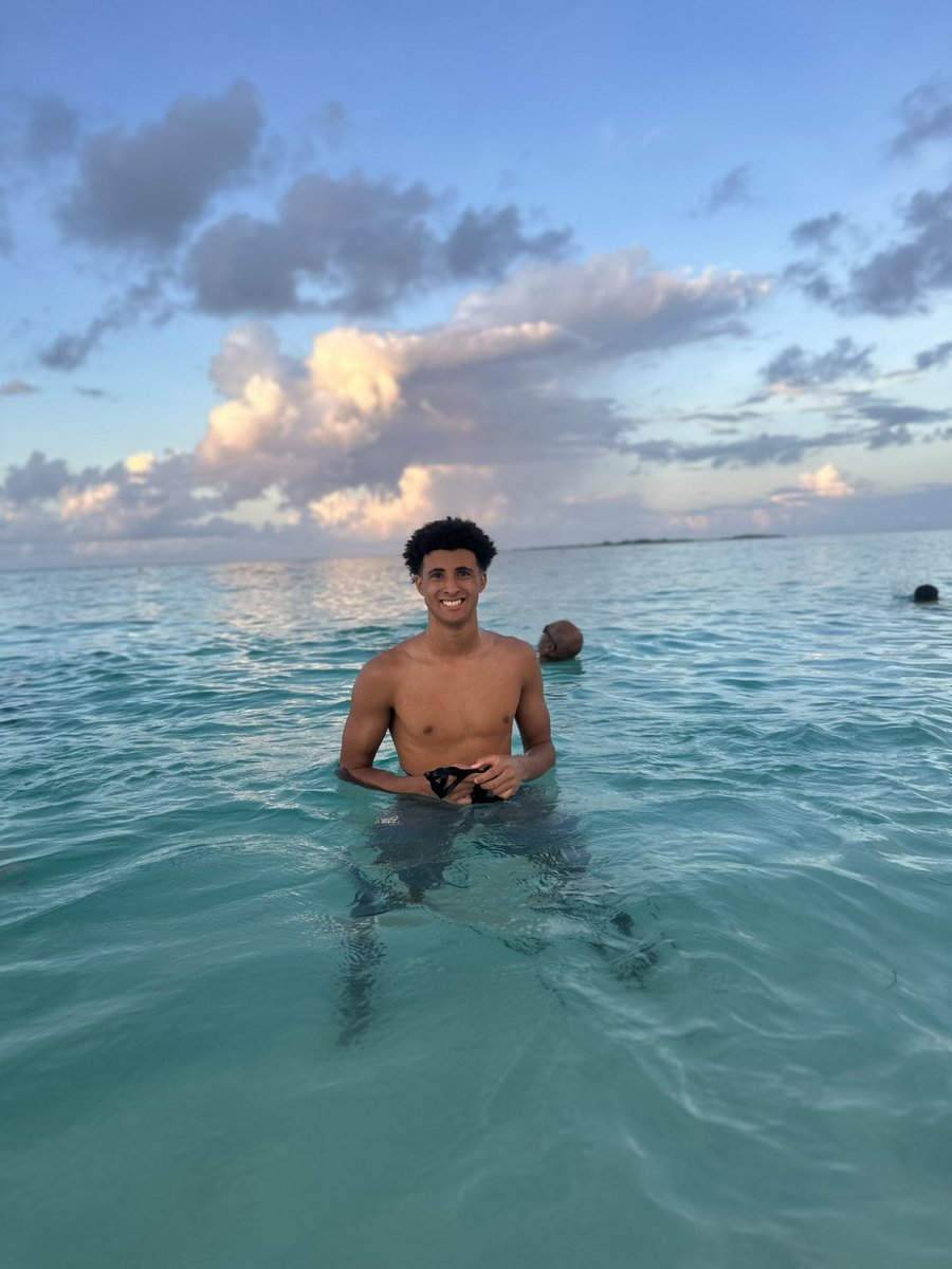 Heather Hawkins tweet media