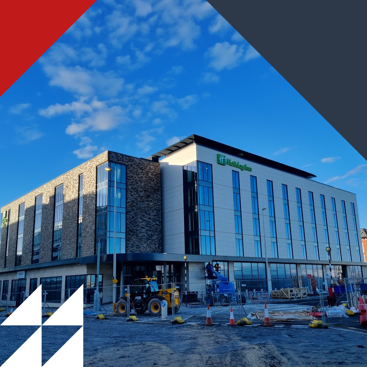 The Talbot Gateway regeneration has flexible retail units for businesses to occupy! They're located underneath the new Holiday Inn, surrounding the underpass connecting Blackpool North station with a new tram stop opening soon. #Blackpool #LevellingUp #regeneration #retail