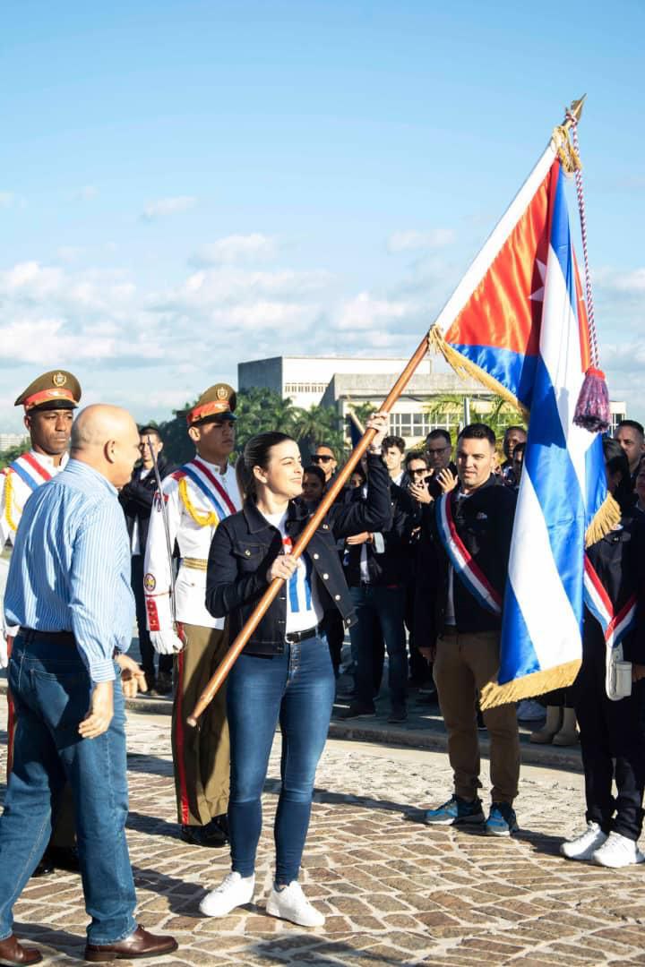 yanierRodrigu14's tweet photo. Un fuerte abrazo a los muchachos de la delegación de #Cuba al Festival Mundial de la Juventud, que se celebrará en #Rusia. 

En ustedes va la voz firme de nuestro pueblo. Que se escuche bien alto nuestro apoyo a #Palestina. https://t.co/t5TosVt1fX