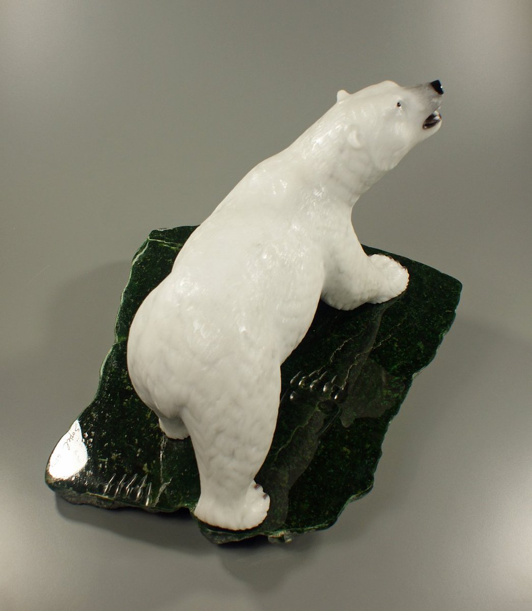 Visit sopel.com for more!

#luxurygemstonesculpture #crystalworks #natgeo  #polarbear #naturalgemstones #luxuryinteriordesign #luxurysculpture #interiordesignaccents #fineart #luxurydesign #gemstone #luxuryfineart #interiordesign #friendsofjade #luxurygemstones