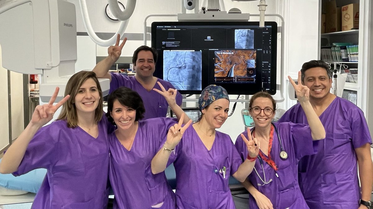 First case of ULTREON 2.0 in <a href="/IHujrj/">Intervencionismo Huelva HUJRJ</a> . Huelva. artificial intelligence on intravascular imaging making our procedure safer and easier. Imagine first!! <a href="/josepgomezlara/">josep</a> <a href="/iotaegui/">Imanol Otaegui</a> <a href="/MPAOSS/">Manuel Pan</a> <a href="/JRGhuelva/">JRG</a> <a href="/CamachoFreire/">Santiago Jesús Camacho Freire</a> <a href="/ElenaIzaga/">Izaga</a> <a href="/Albabfc/">Alba Abril Molina</a> @OscarLa81605851 @egutiMD