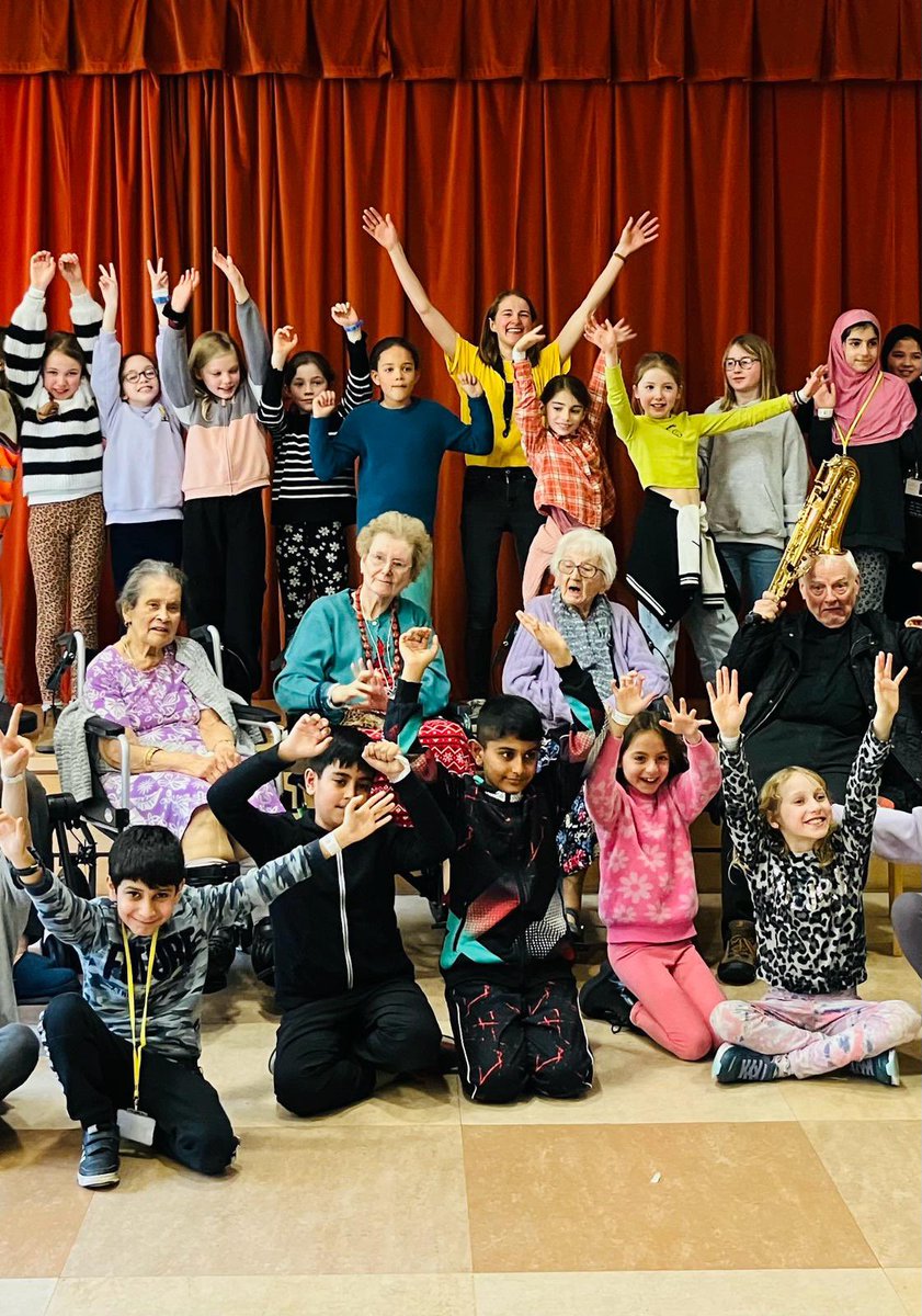 Thank you to St Anne’s care home and William Patten primary school for an unforgettable project 🙏 We’ve had an amazing time getting to know each other and making music 🎶 @carehome_co_uk