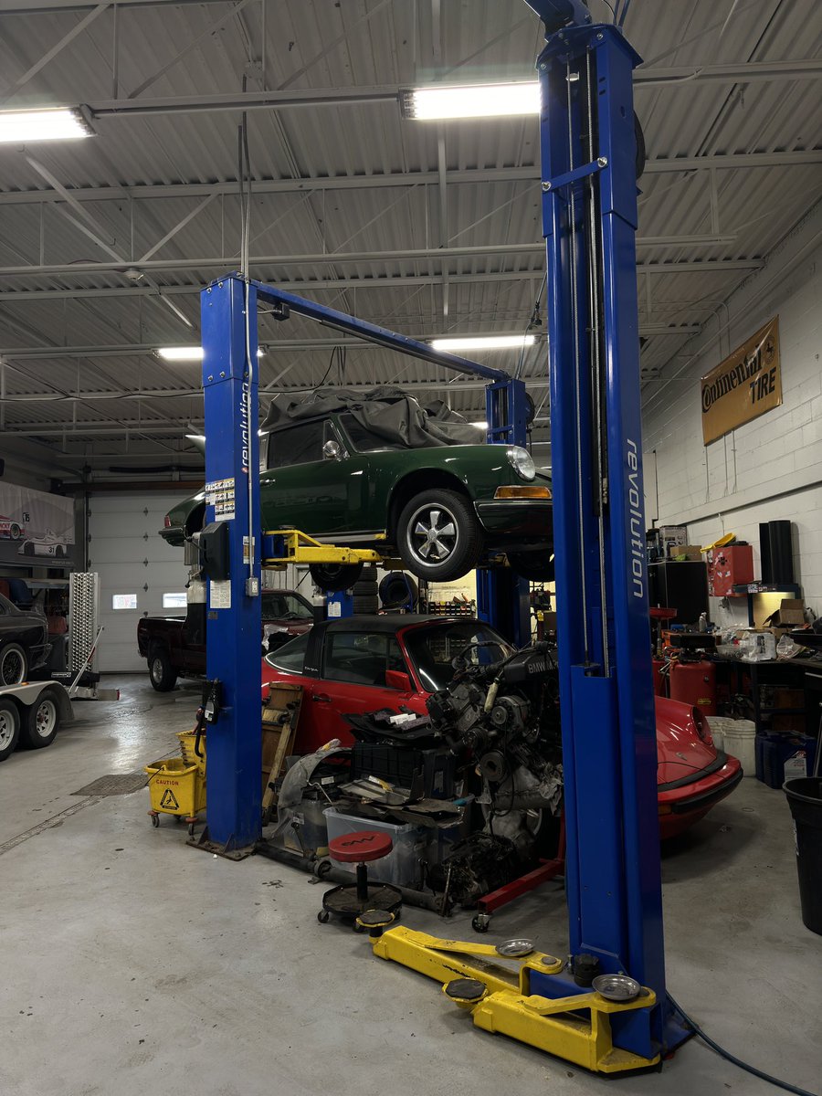 FVCKRENDER tweet media