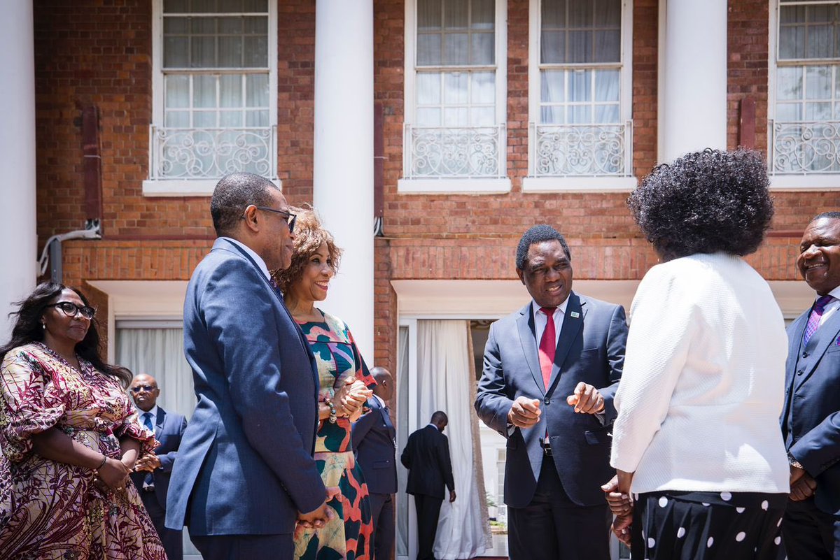wakiaga's tweet image. Pleased to accompany the Regional Director for @UNDPAfrica, @ahunnaeziakonwa for a visit to H.E. @HHichilema, the President of Zambia, as they engaged on the critical ways @UNDPZambia can extend its collaboration w/ #GRZ to advance inclusive development in Zambia 🇿🇲