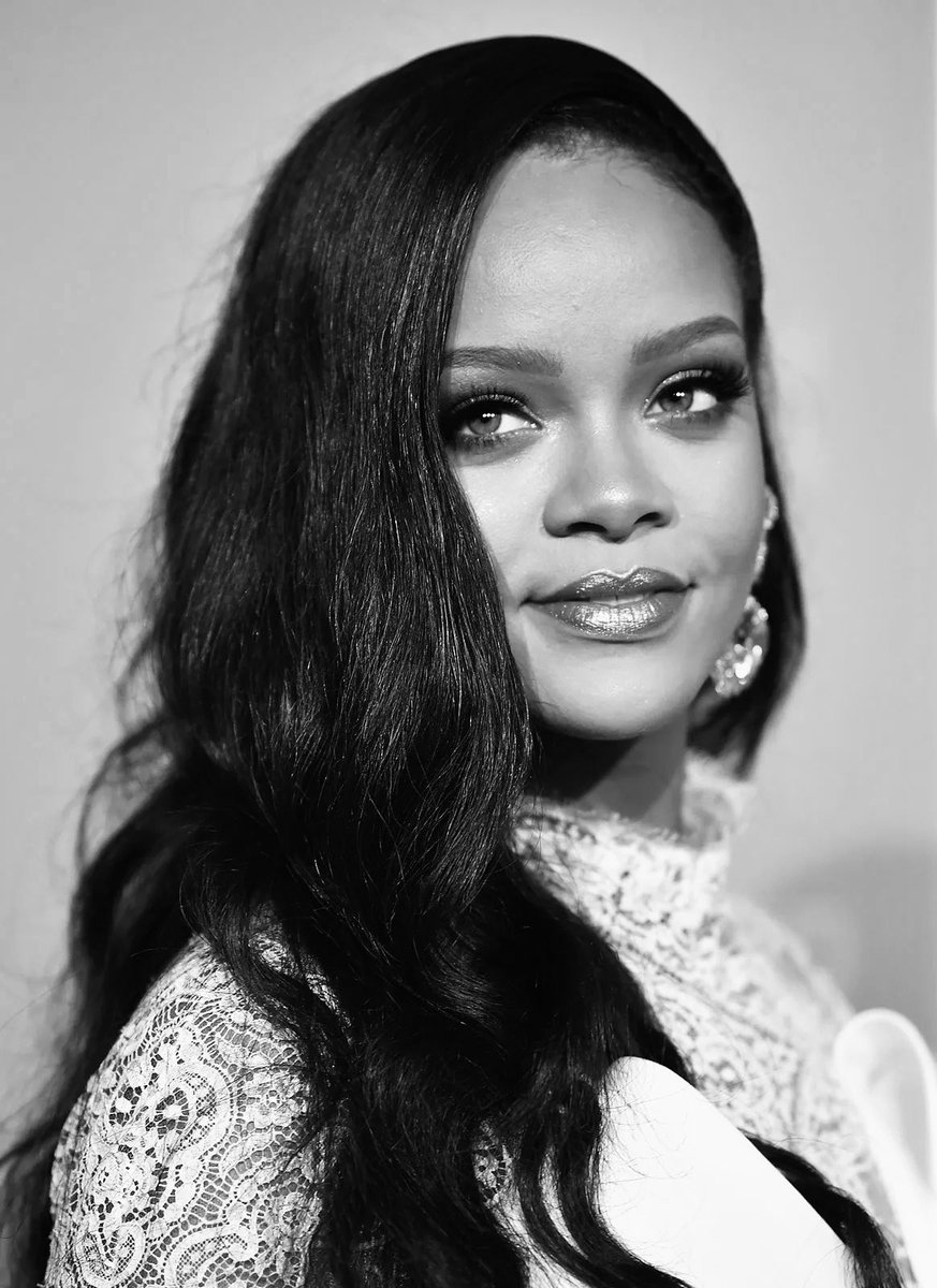 Today our #BlackMusicianOfTheDay for #BlackHistoryMonth is the pop-star icon, Rihanna!

#RoarJagsRoar #SingJagsSing #YourVoiceMatters