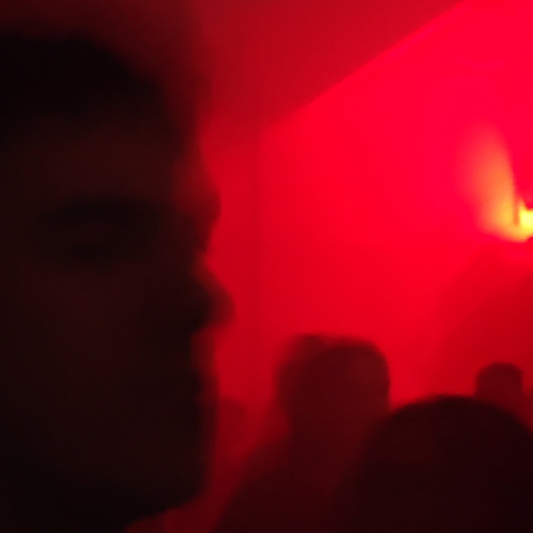blurrypicturesofumetnist tweet media