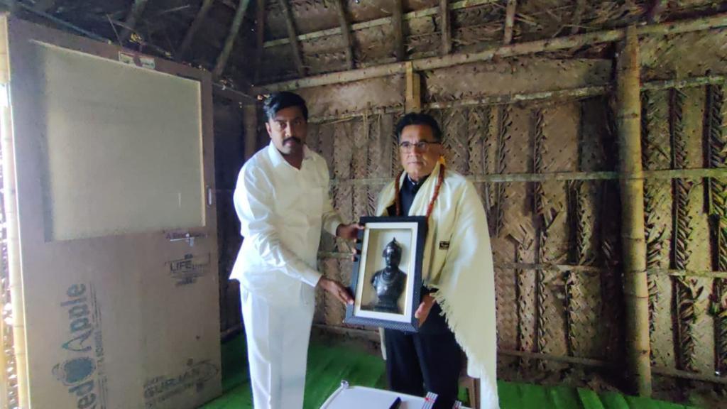 Iam_Smithaa's tweet photo. #ChannabasavaBalteMP4Bidar https://t.co/HNw04z70Dl