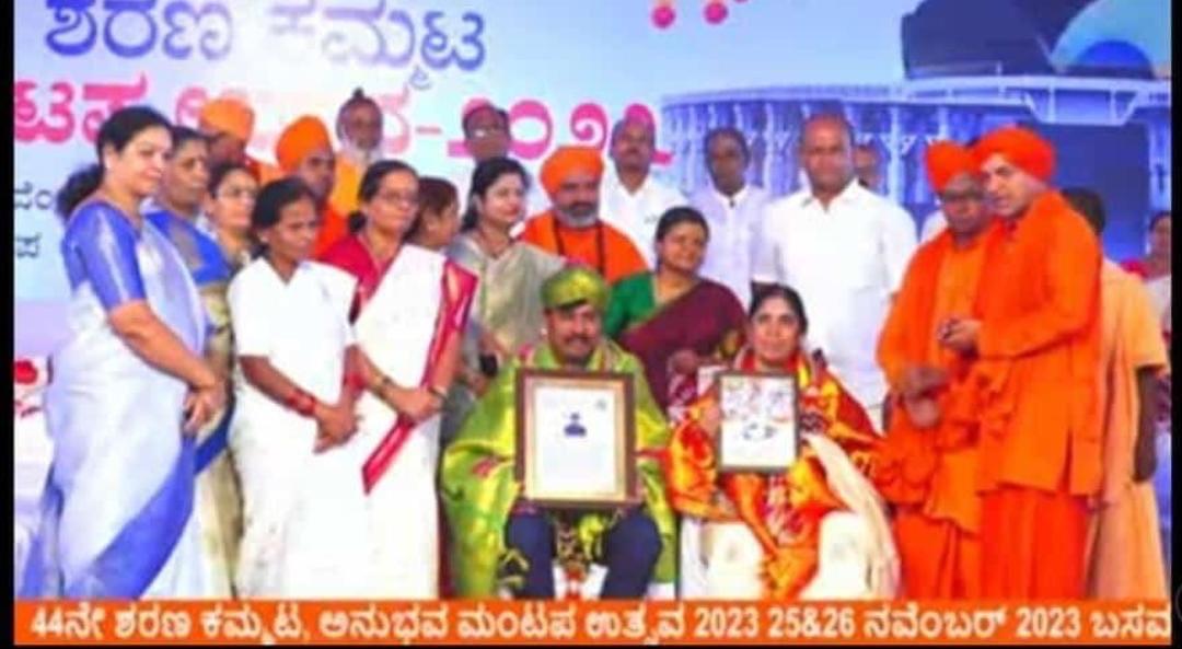 Iam_Smithaa's tweet photo. #ChannabasavaBalteMP4Bidar https://t.co/lrnBUuzCVh