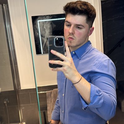 liamdenmxn's tweet photo. 👔👔 https://t.co/zjmHPRPsTz