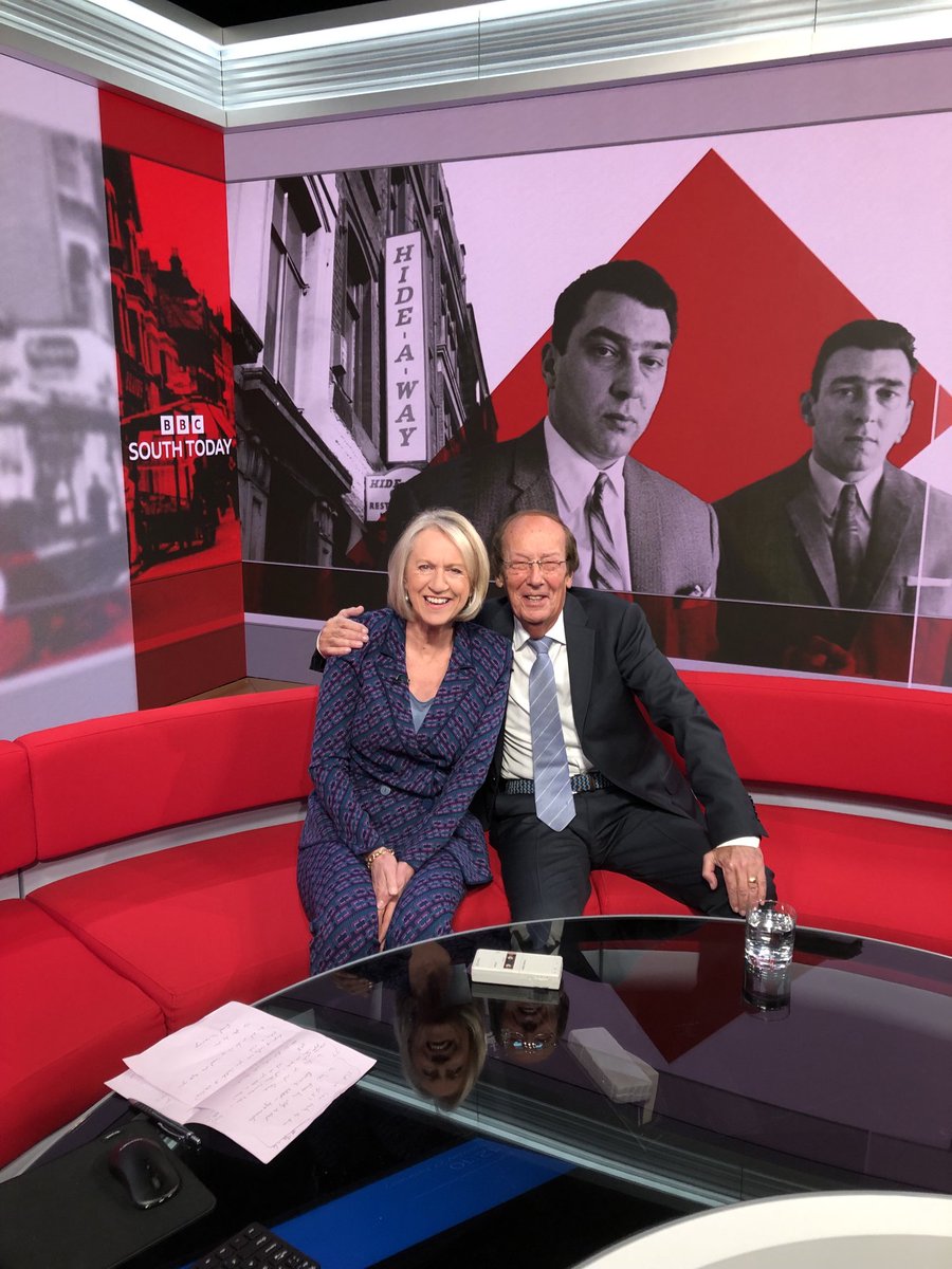 Look who popped in!!! ⁦#FredDinenage and the story of the lost #Kraytwins tape. Tonight ⁦@BBCSouthNews⁩ 1830! Join me and Fred!!!!!