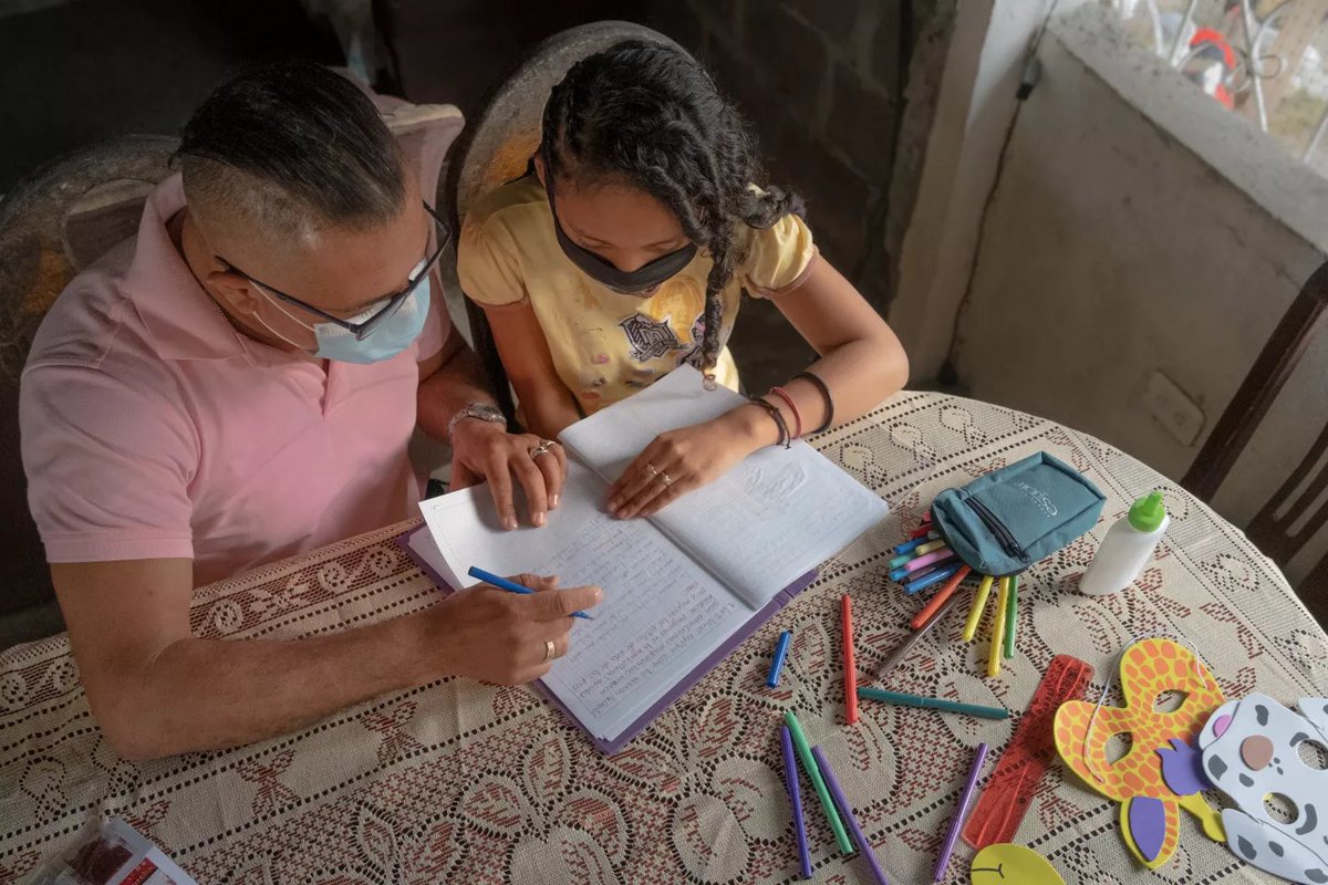 hpatrinos's tweet image. Test scores declined average of 14% of a standard deviation = 7 months of learning.
Losses greater for students in schools that faced longer closures

shorturl.at/dqzPU

#COVID19 #learningloss #schoolclosure