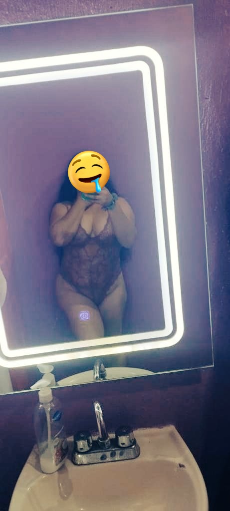 Andrea S tweet media