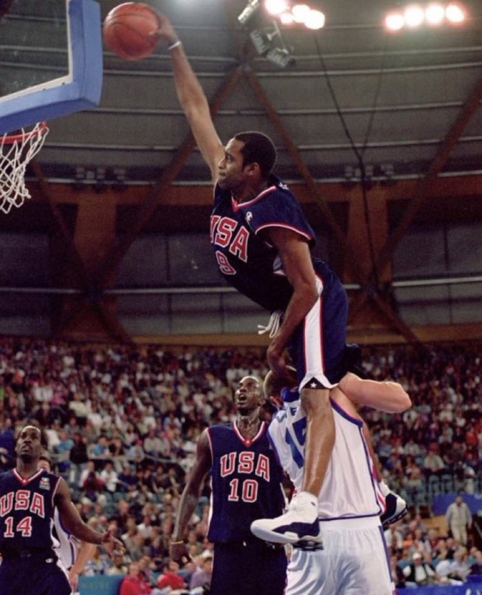 Super70sSports's tweet image. Vince Carter always carried an EpiPen in case any opponent was allergic to nuts.