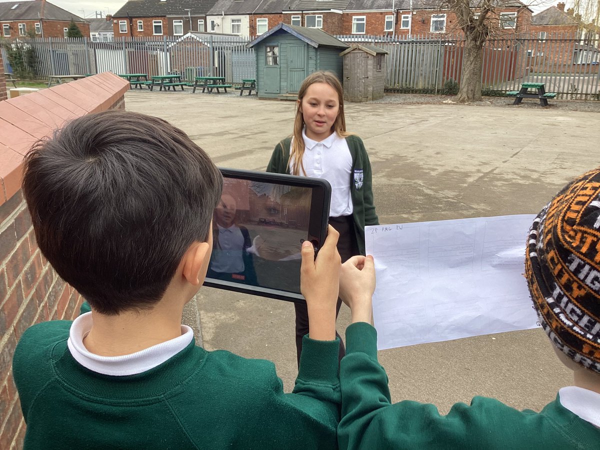 PenshurstSchool's tweet image. Exploring the world of video production in Computing, with 5NT! 🎥 From long shots to close-ups, they’re mastering different filming and framing techniques to bring their creative visions to life. 🎬 #VideoProduction #ComputingEducation #CreativeLearning