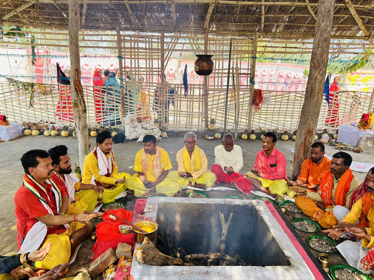ideepakbjp's tweet photo. Laxmi NarayanVishnu Yagya

#god #ritual https://t.co/BXSCPEUKpV