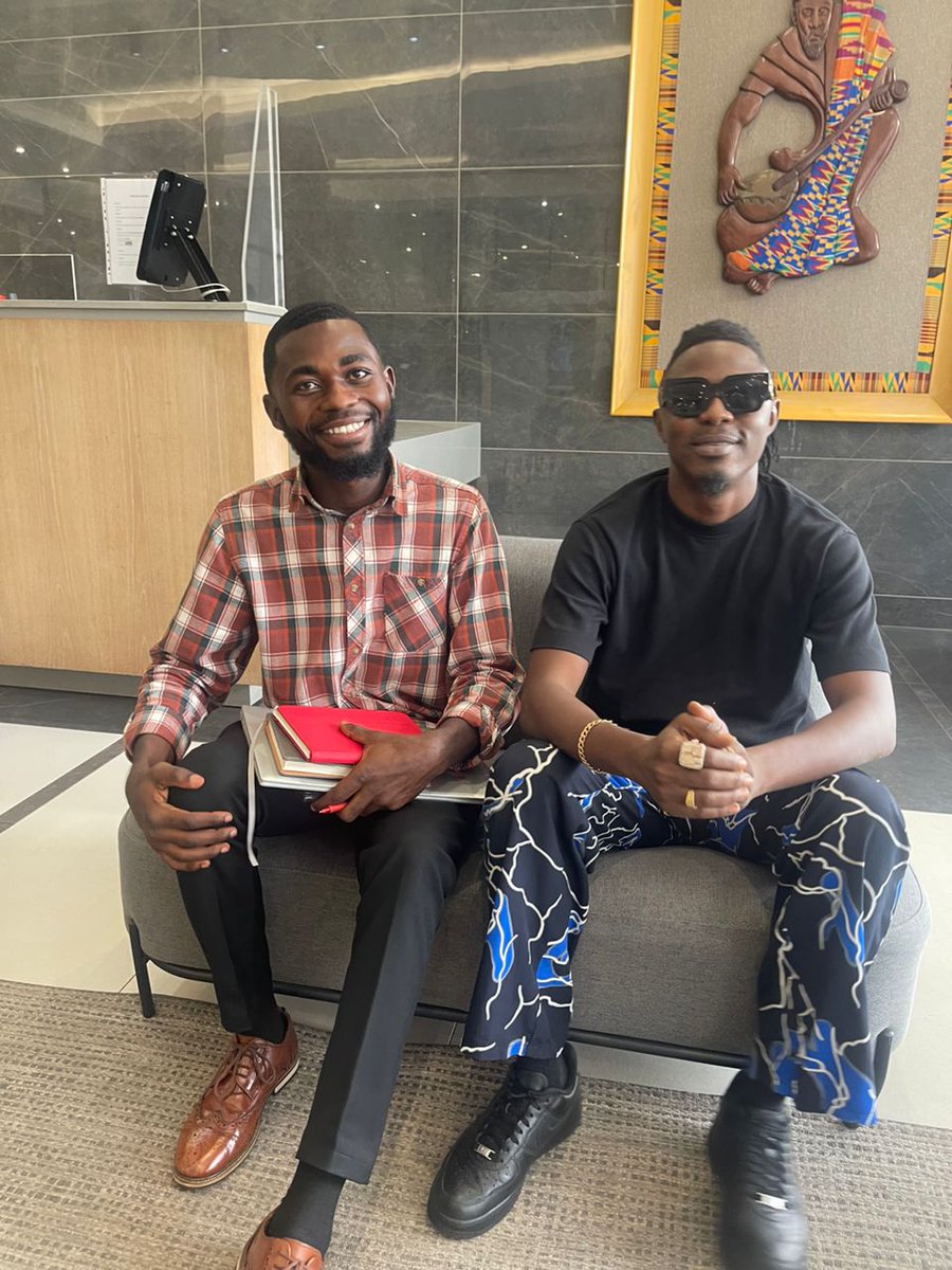 CHIEF PAPILO🇦🇱 tweet media