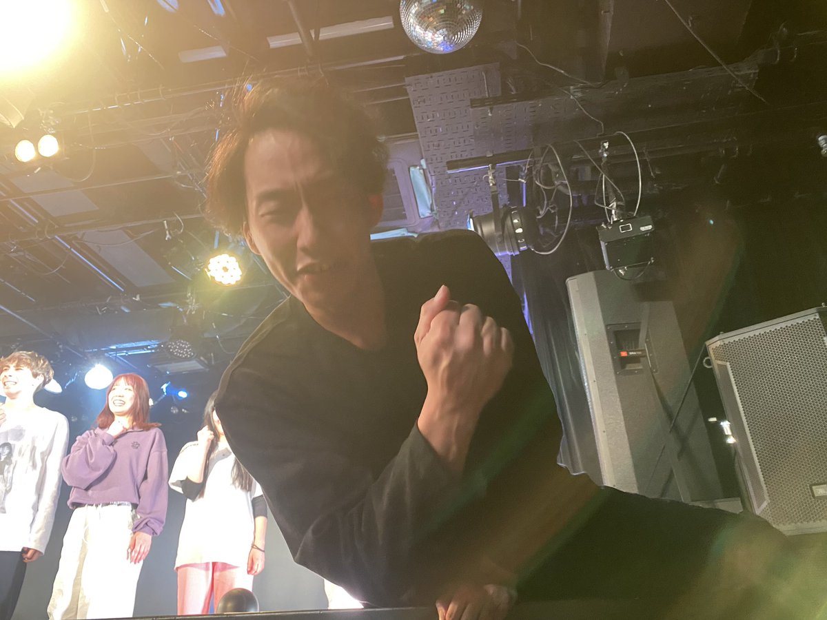 1:バレンタインクール踊るー！サイコー🤩‼️
2:朝リハヒロさんいなくて1人で君に届けしてたtenちゃん😂😂
3:メンズこんなにファンサもらいました🤣🤣🤣いや今回もめちゃくちゃ面白かったです👏👏🙌✨
4:ラストにはやとさん観れて良かったー！！！ちっっかっ！！笑