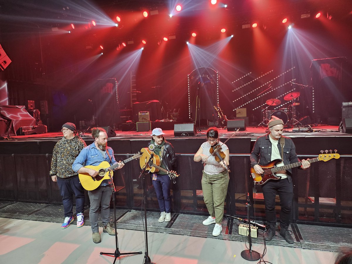 donaldson411's tweet photo. Thanks @FreqPtbo for the VIP Strumbellas tickets. Good times had by all! https://t.co/0JtPah3alr