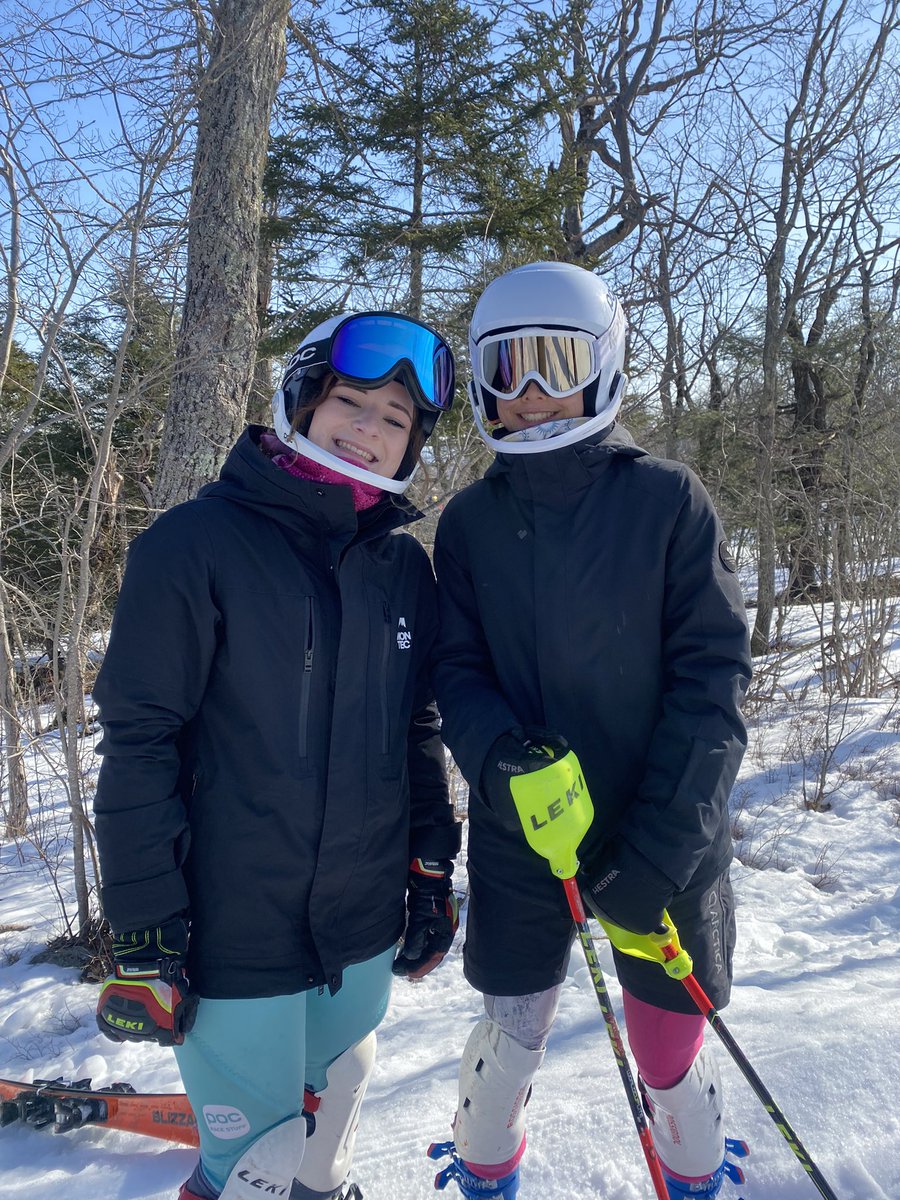 Follow our racers on live-timing!
Megan and Amanda are ready to go. Races start at 9:30am
live-timing.com/race2.php?r=26…