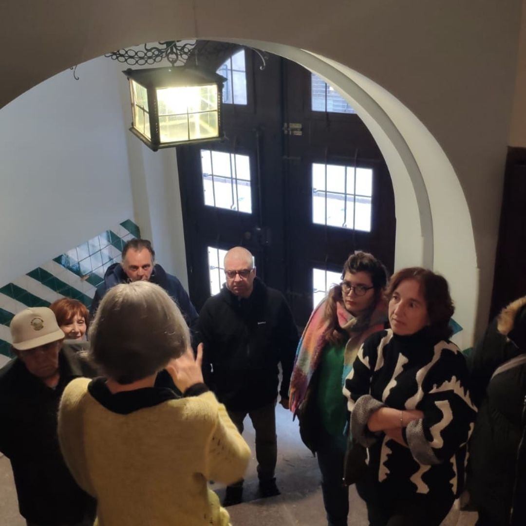 Ass_fsmental's tweet image. Aquest dissabte, alguns usuaris del Club Social de Palagrufell van fer una sortida a @casamaso_gi ,  casa natal de Rafael Masó (1880-1935), una de les obres més importants de la seva arquitectura. #salutmental @dipsalut @dsocialscat @salut_cat #sortides