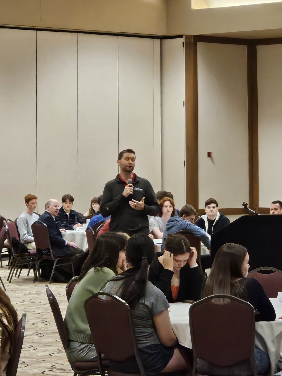 Loveland Career and College Counseling tweet media