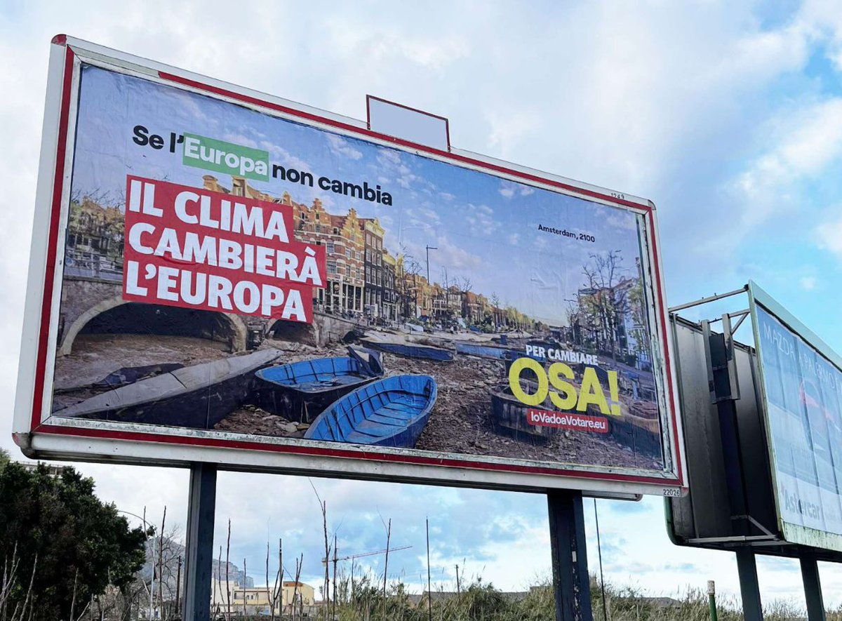 🌍 #IoVadoaVotare
In molte città sono apparsi questi cartelloni pubblicitari, che mostrano il mondo devastato dai #cambiamenticlimatici. Alle #elezionieuropee diamo la nostra preferenza solo ai politici 'ecocentrici', per strategie efficaci contro la #crisiclimatica!