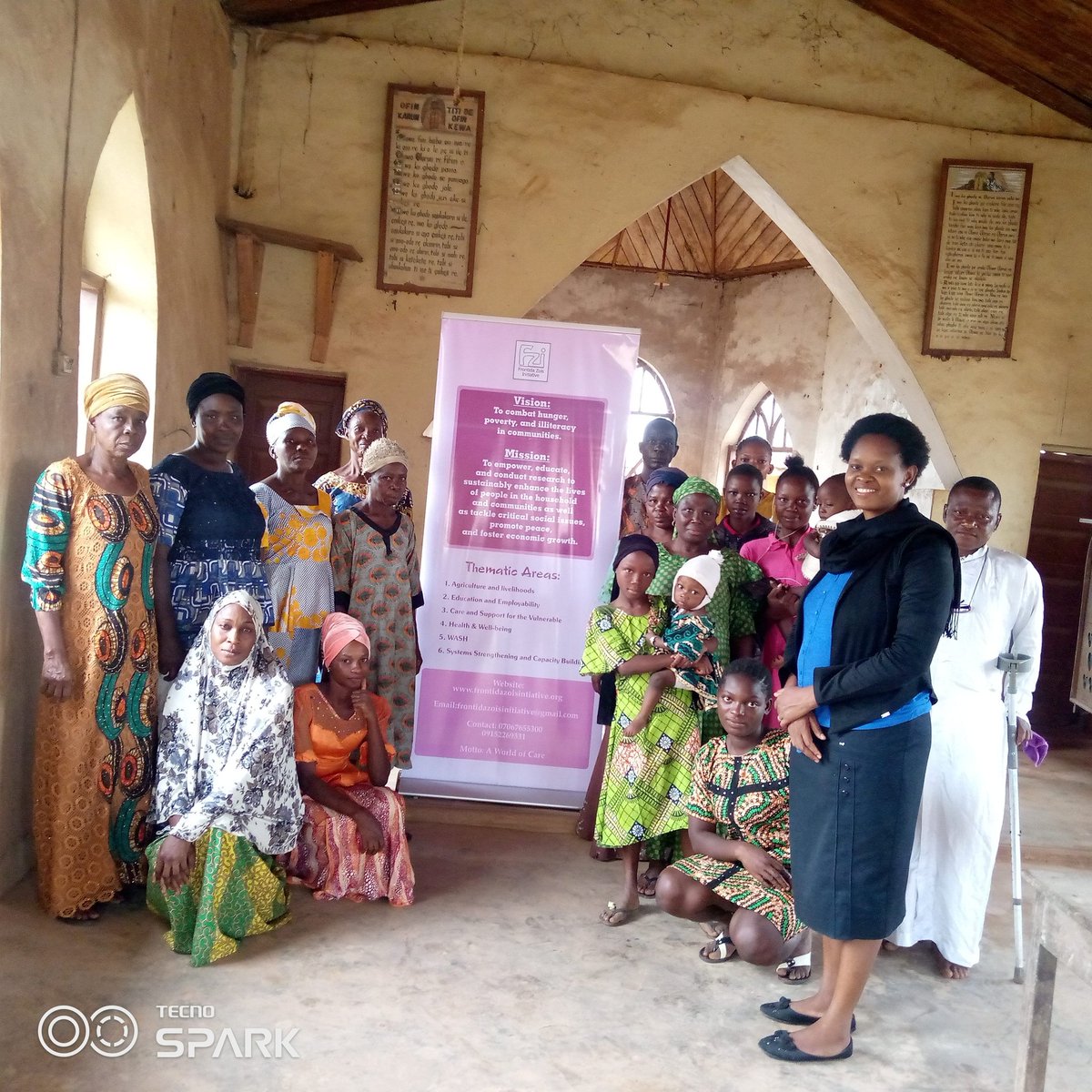 Petrascene's tweet photo. Needs Assessment is critical to any program intervention particularly in empowering people in the grassroots. Still on Cassava value-chain Zero hunger project by Frontida Zois Initiative https://t.co/CccO9ifhtZ