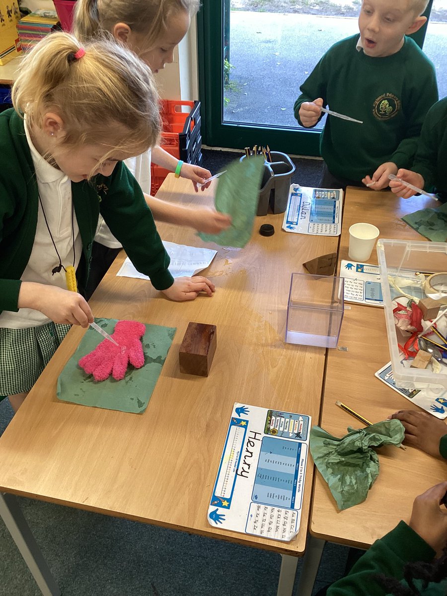 HighwoodPrim1G's tweet photo. Testing the properties of materials in science today https://t.co/CIgH5uJ6V1