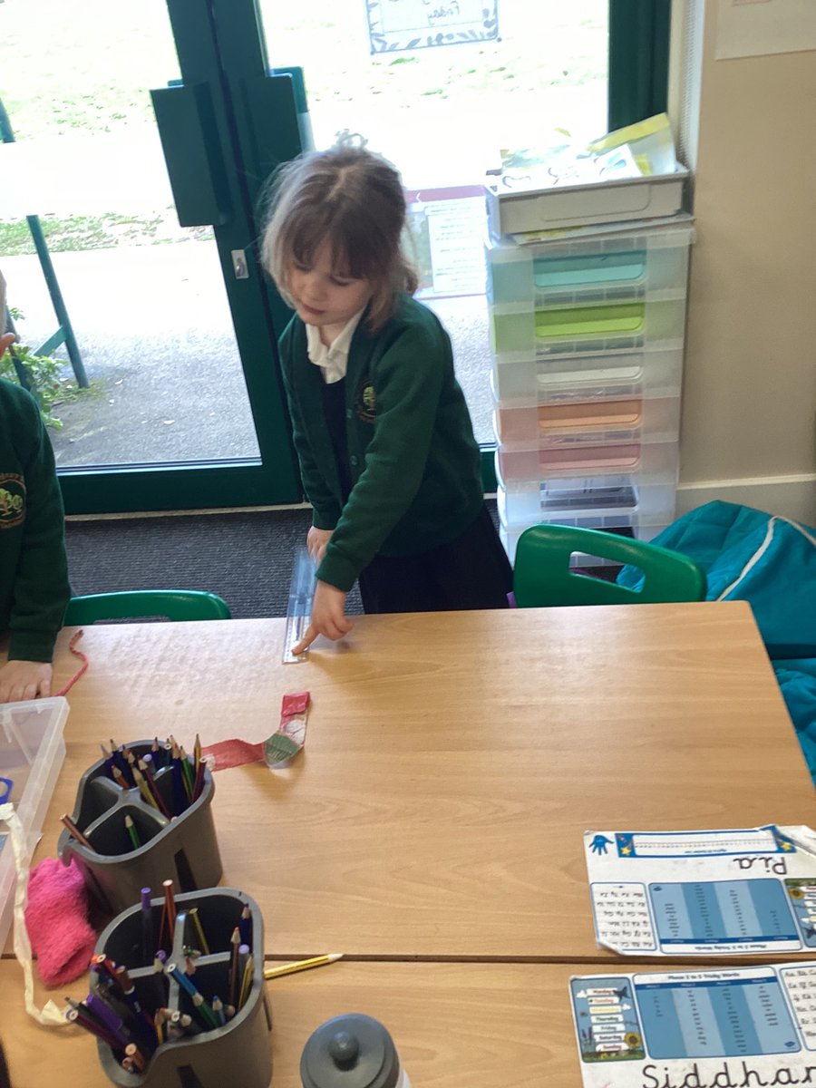 HighwoodPrim1G's tweet photo. Testing the properties of materials in science today https://t.co/CIgH5uJ6V1