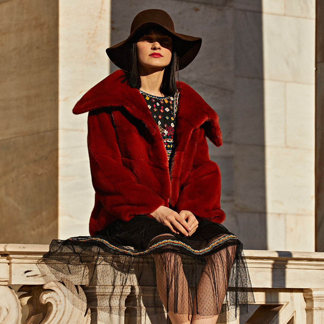 kastoriafurfair's tweet photo. Comfortable and stylish, this #ESTELFURS style is great for all day wear! Don't miss the opportunity to explore their AW24 collections during 49th KIFF, 25-27 April.
Registration is open: https://t.co/RDxIuqvIdm
#kastoriafurfair #furfair #kiff #fur #furfashion
#tradefair https://t.co/XJBrr1vZ07