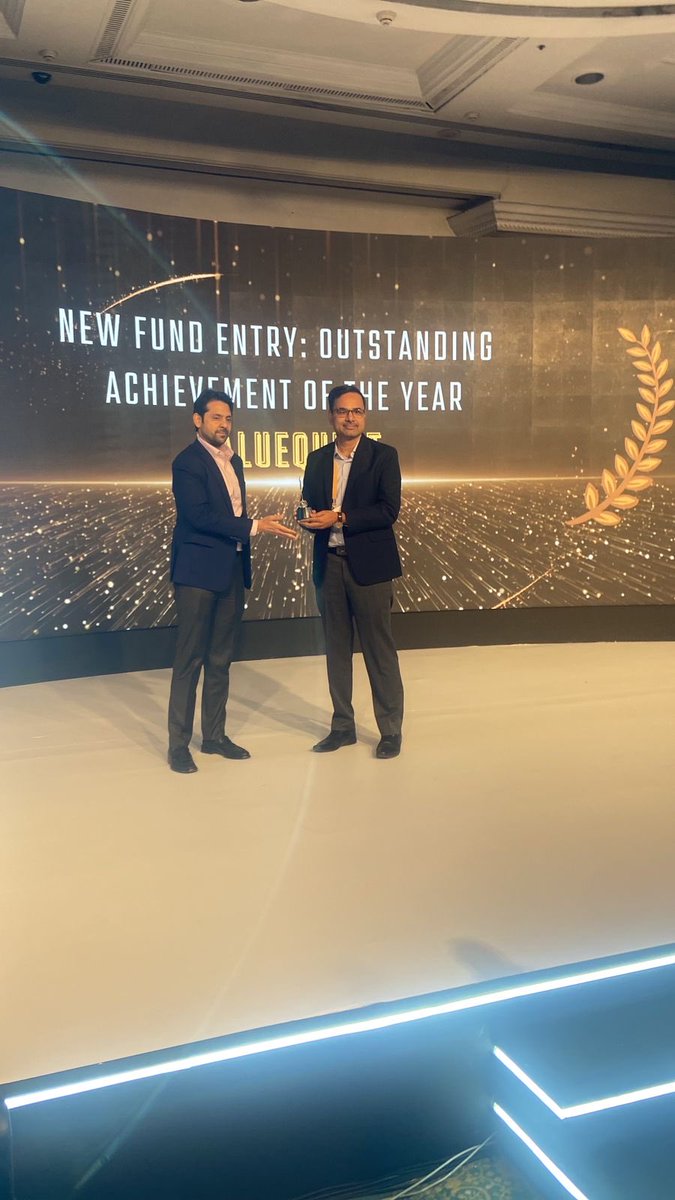 What a pleasant surprise! 🥳 Feeling incredibly grateful as VQ’s SCALE fund clinches the Best New Fund of the Year award from the Indian Venture Capital Association! 🏆 Thank you for the honor! #VQSCALE #PrivateEquity #IVCA ⁦@VQIndia⁩ ⁦@sameervq⁩ ⁦@VGoenka82⁩