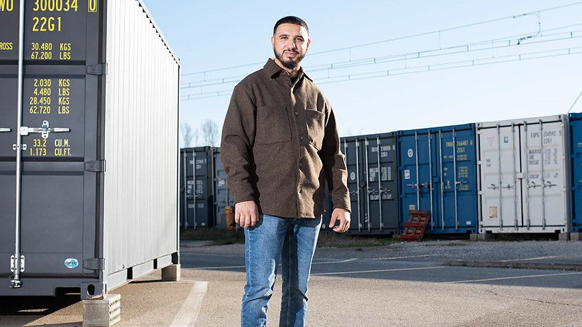 Pour accompagner les futurs créateurs d’entreprise, <a href="/FranceTravail/">France Travail</a> propose Activ’Créa. Rencontre avec Hakim Karbi, chef d’entreprise, qui en a pu en bénéficier afin de créer son entreprise dans le #transport de marchandises ➡️ francetravail.fr/region/provenc…