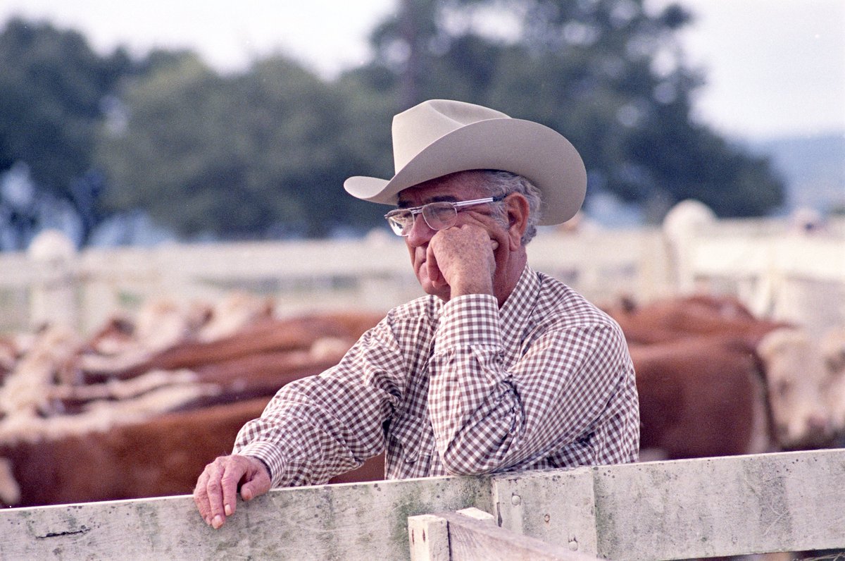 LBJLibrary's tweet photo. 🤠

📷 Frank Wolfe | 09/18/1972 | LBJ Ranch https://t.co/y3MlRb8TGk
