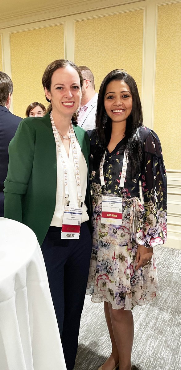 It was great catching up with my #mentor & #friend  @LaurenByersMD @IASLC #TTLC24
Having a woman as a #mentor has been a privilege as they show you that you can really 'have it all'. 🙏

#SCLC #LCSM @lcsmchat #mentorship #sponsorship #womeninSTEM #womeninscience @IcahnMountSinai