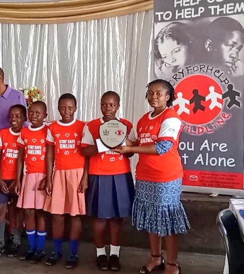 childlinezim's tweet photo. 🔴The Safety Online Symposium and Quiz Competition Results for Bulawayo are as follows:
🥁🥁🥁🥁🥁🥁🥁
🔴1st Prize - Induba Primary School
🟠2nd Prize - Milton Junior
🟡3rd Prize - Lotshe Primary School
#safeonline
#116freephone https://t.co/VtlkYJGdza