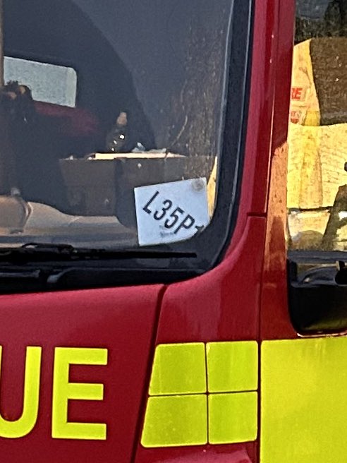 LythamFire's tweet image. ❓What do the numbers on the front of the fire engine mean? 

🌺 L = Lancashire 

🏬(34) Wesham | (35) Lytham | (36) St Annes 

🚒 P1 = Pump 1 / P2 = Pump 2

✅ Now you know…. 

#Lytham @Wesham_Fire #FireAndRescue #FireEngine #Wesham