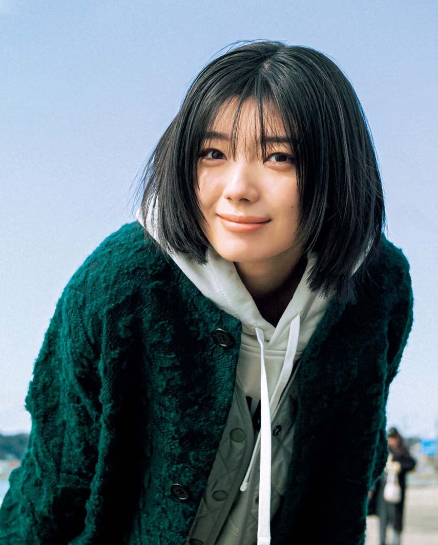 櫻坂46藤吉夏鈴、自然体な笑顔にキュン💞 ナチュラルな美貌煌めく