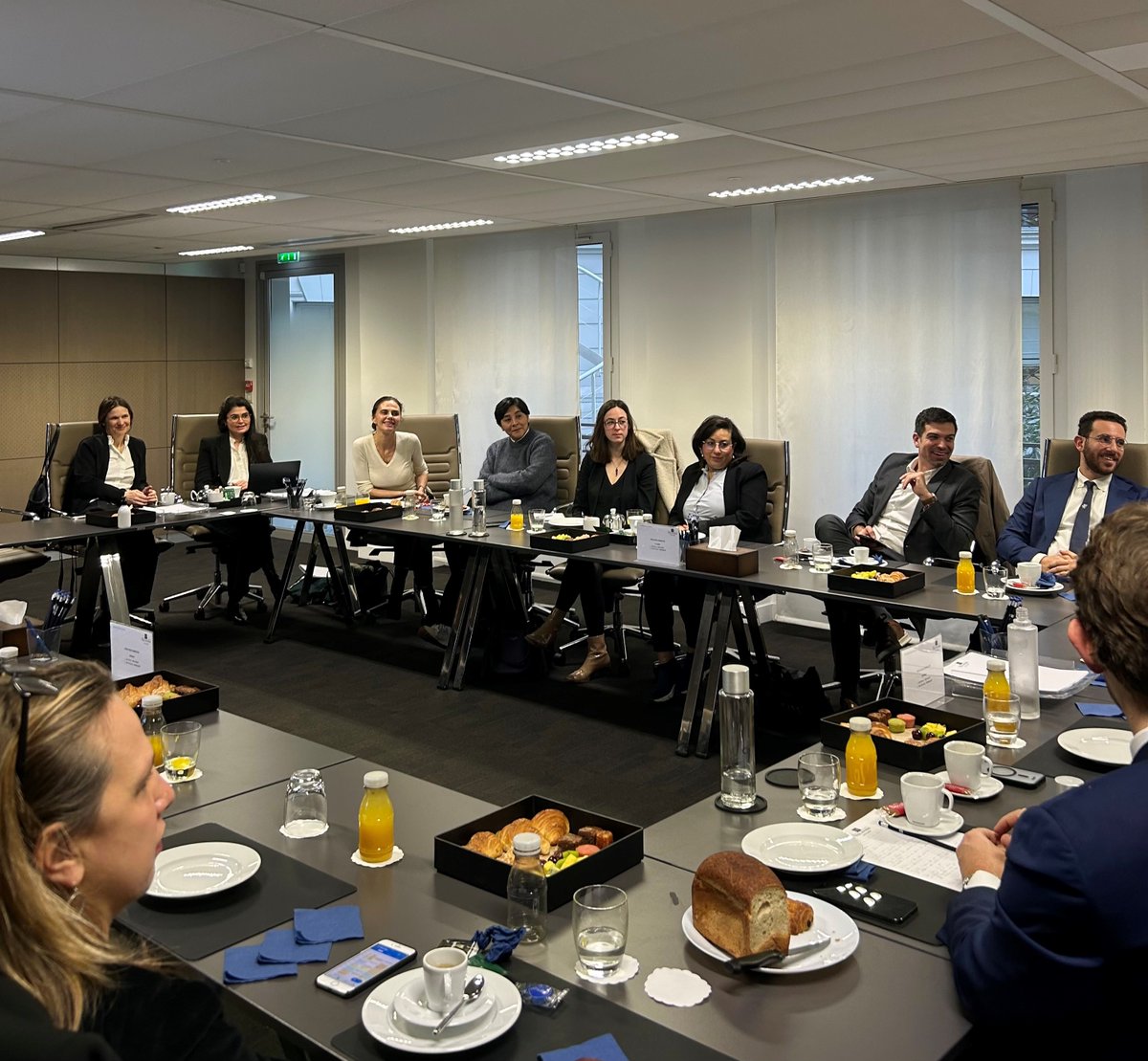 Ce matin, l'<a href="/AvocatConseilAP/">A-CAP</a> a rencontré le Député <a href="/FerracciMarc/">Marc Ferracci</a> , échanges qui ont porté sur ses travaux autour de la loi #Macron2 et sur les grands enjeux de politique économique et sociale du gouvernement, alors que la présentation du projet de loi a été annoncée pour cet été.